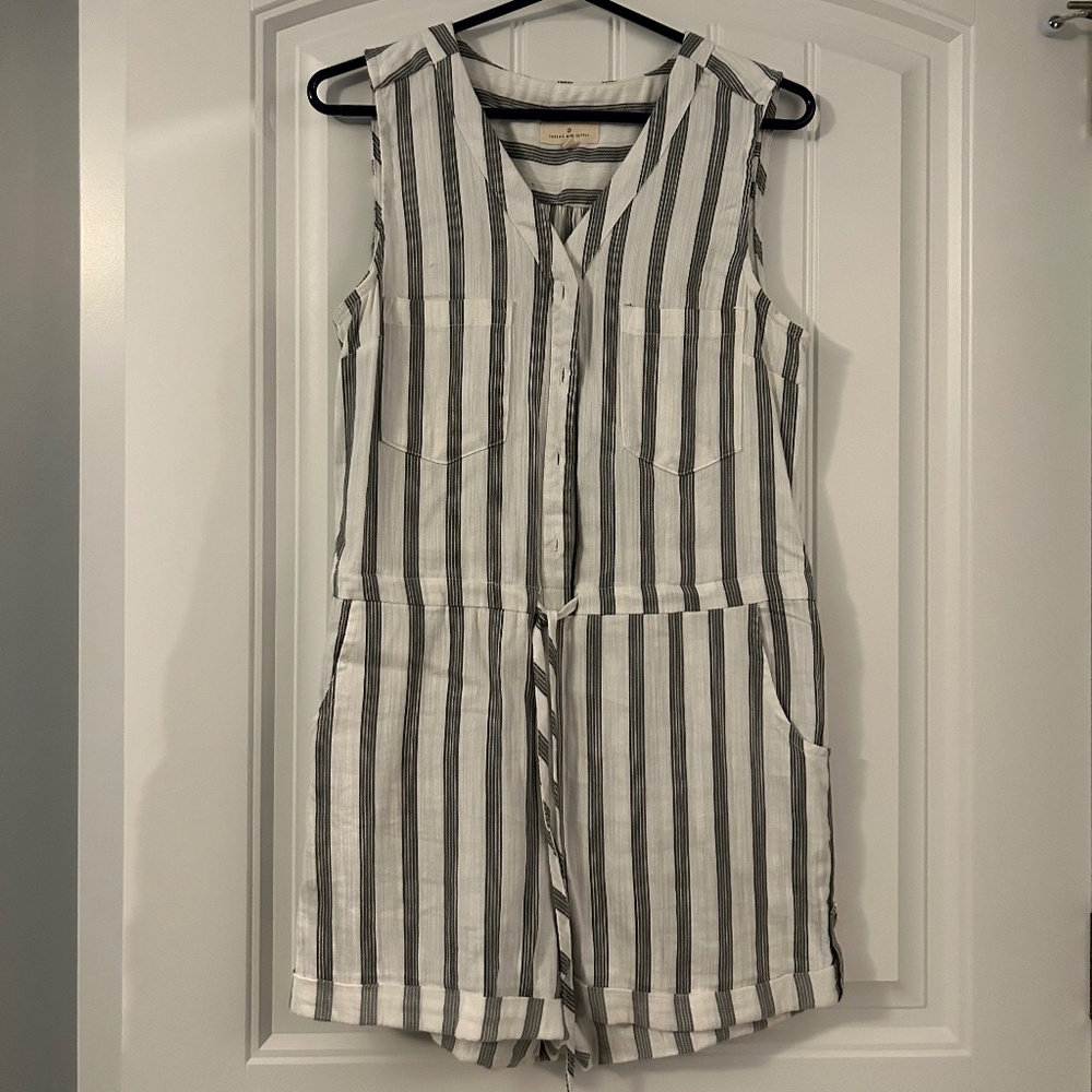 Thread and Supply Romper Womens Size Medium